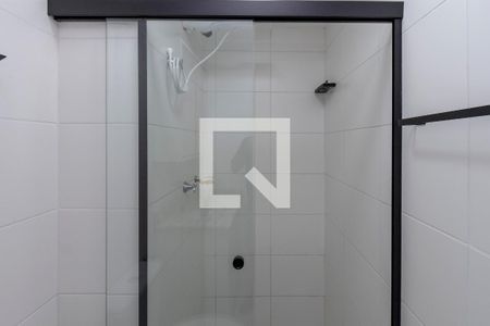 Banheiro de apartamento para alugar com 1 quarto, 27m² em Jardim Mirante, São Paulo