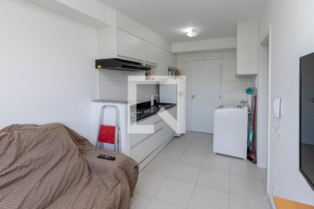 Sala/ Cozinha de apartamento para alugar com 1 quarto, 27m² em Jardim Mirante, São Paulo