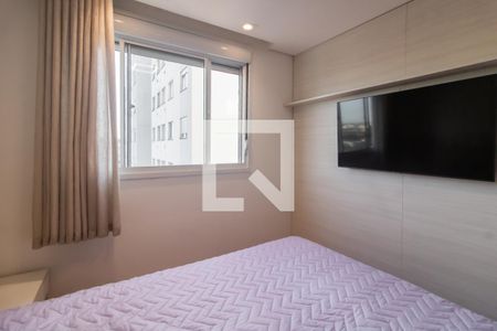 Quarto 1 de apartamento para alugar com 2 quartos, 44m² em Vila Cosmopolita, São Paulo