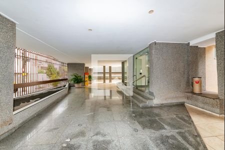 Hall de entrada de apartamento à venda com 3 quartos, 80m² em Cidade Jardim, Belo Horizonte