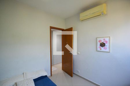 Quarto 1 de apartamento para alugar com 2 quartos, 106m² em Caonze, Nova Iguaçu