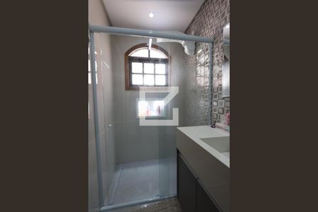 Banheiro da Suíte de casa para alugar com 3 quartos, 150m² em Jardim Vila Formosa, São Paulo