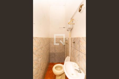 Banheiro de casa para alugar com 1 quarto, 40m² em Chácara Belenzinho, São Paulo