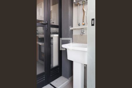 Área de serviço de apartamento à venda com 3 quartos, 66m² em Indianópolis, São Paulo