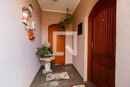 Hall de casa à venda com 3 quartos, 260m² em Vila Nivi, São Paulo