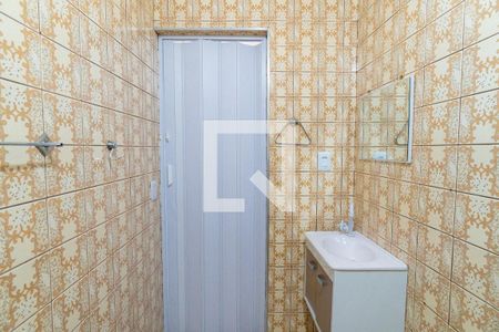 Banheiro de casa para alugar com 3 quartos, 62m² em Vila Guarani (zona Sul), São Paulo