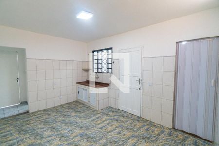 Cozinha de casa para alugar com 3 quartos, 62m² em Vila Guarani (zona Sul), São Paulo