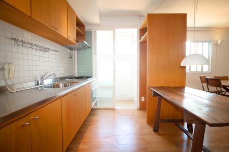 Cozinha de apartamento para alugar com 2 quartos, 120m² em Sumaré, São Paulo