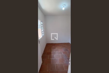 Edícula de casa para alugar com 3 quartos, 164m² em Jardim Monte Alegre, Taboão da Serra