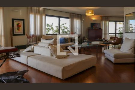 Apartamento à venda com 4 quartos, 378m² em Pacaembu, São Paulo