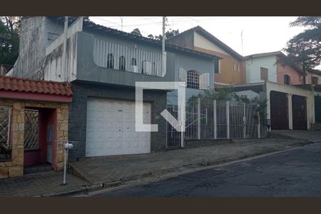 Casa à venda com 1 quarto, 235m² em Campestre, Santo André