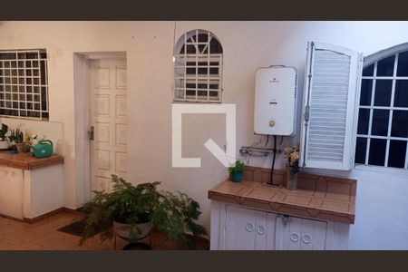 Casa à venda com 1 quarto, 235m² em Campestre, Santo André