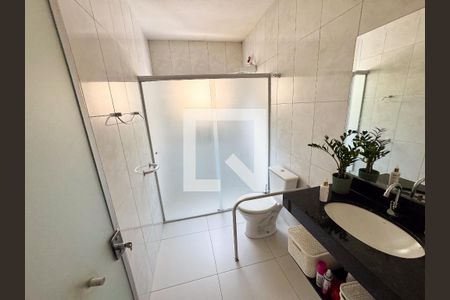 Banheiro Social de casa à venda com 4 quartos, 97m² em Centro, Contagem
