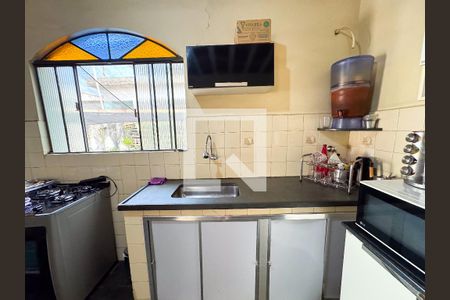Cozinha  de casa à venda com 4 quartos, 97m² em Centro, Contagem