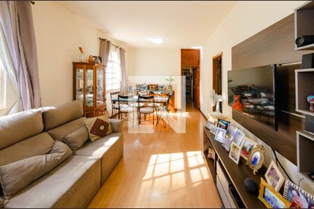 Sala de apartamento à venda com 3 quartos, 101m² em Nova Suíça, Belo Horizonte