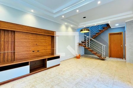 Sala de casa à venda com 4 quartos, 197m² em Jardim Santa Clara, Guarulhos