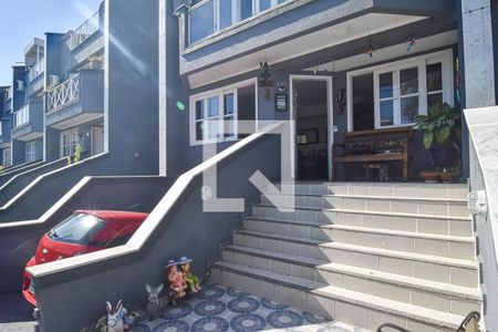 Fachada da Casa de casa à venda com 6 quartos, 202m² em Camboinhas, Niterói