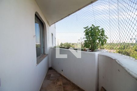Varanda de apartamento à venda com 4 quartos, 240m² em Santo Amaro, São Paulo