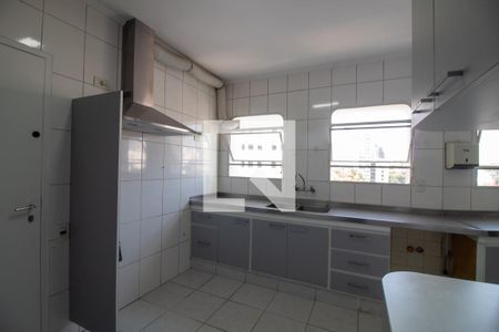 Cozinha de apartamento à venda com 4 quartos, 240m² em Santo Amaro, São Paulo