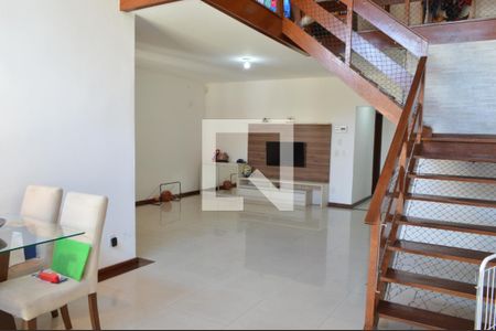 Sala 1 de casa de condomínio à venda com 5 quartos, 305m² em Freguesia (jacarepaguá), Rio de Janeiro