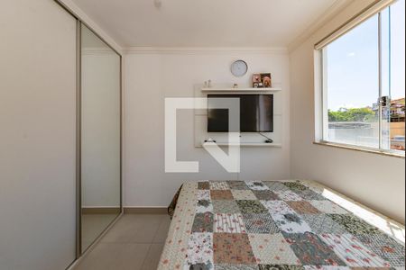Quarto 1 de apartamento para alugar com 2 quartos, 48m² em Alto Caiçaras, Belo Horizonte