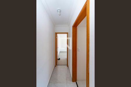 Corredor de apartamento para alugar com 2 quartos, 48m² em Alto Caiçaras, Belo Horizonte