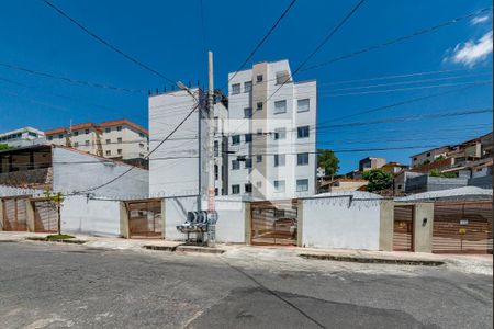 Fachada de apartamento para alugar com 2 quartos, 48m² em Alto Caiçaras, Belo Horizonte