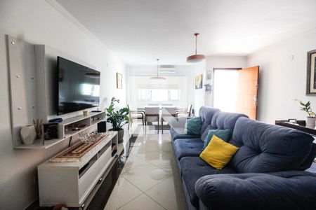 Sala de casa à venda com 3 quartos, 135m² em Jardim Franca, São Paulo