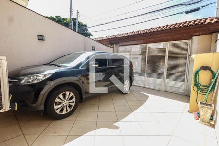 Garagem de casa à venda com 3 quartos, 135m² em Jardim Franca, São Paulo