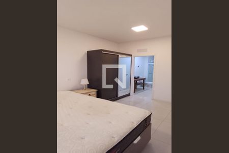 Suíte de apartamento para alugar com 2 quartos, 64m² em Estreito, Florianópolis