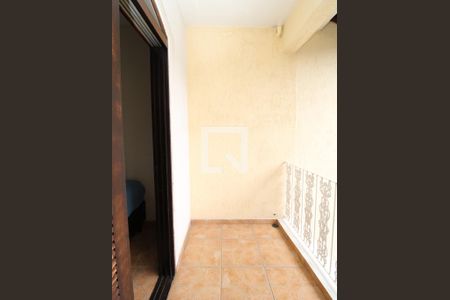 Varanda do Quarto 3 de casa à venda com 4 quartos, 190m² em Vila Nivi, São Paulo