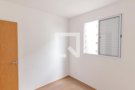 Quarto 1 de apartamento para alugar com 2 quartos, 45m² em Costa E Silva, Porto Alegre