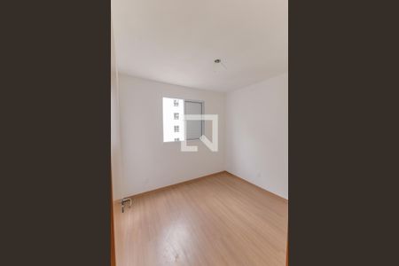 Quarto 1 de apartamento para alugar com 2 quartos, 45m² em Costa E Silva, Porto Alegre
