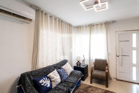 Sala de casa para alugar com 2 quartos, 191m² em Campo Grande, Rio de Janeiro