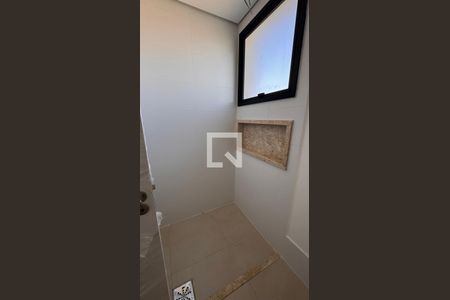 Banheiro da Suíte 1 de apartamento para alugar com 2 quartos, 77m² em Swiss Park, Campinas