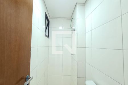 Banheiro de apartamento à venda com 2 quartos, 40m² em Vila Miami, São Paulo