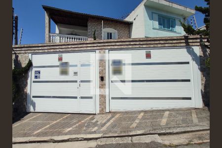 Fachada de casa à venda com 3 quartos, 300m² em Vila Alto de Santo Andre, Santo André
