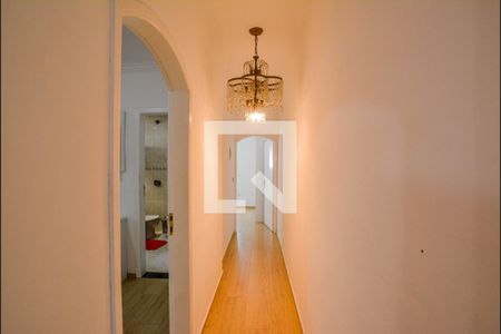 Corredor de casa à venda com 3 quartos, 300m² em Vila Alto de Santo Andre, Santo André