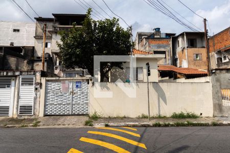 Fachada de casa à venda com 2 quartos, 203m² em Vila Paranagua, São Paulo