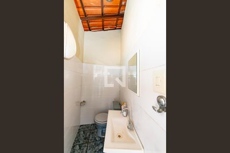 Lavabo de casa à venda com 4 quartos, 420m² em Nova Gameleira, Belo Horizonte