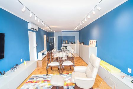 Sala de apartamento à venda com 2 quartos, 140m² em Cerqueira César, São Paulo