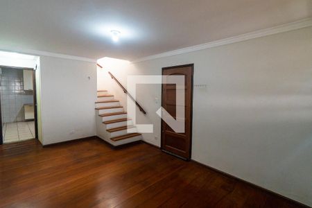 Sala de casa para alugar com 2 quartos, 70m² em Vila Campestre, São Paulo