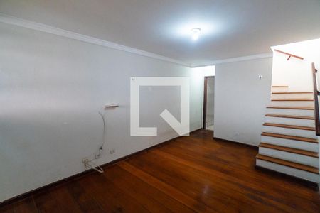 Sala de casa para alugar com 2 quartos, 70m² em Vila Campestre, São Paulo