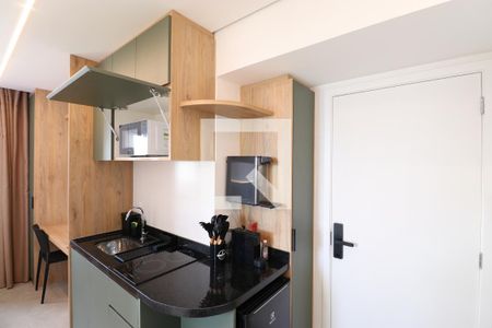 Cozinha de kitnet/studio para alugar com 1 quarto, 21m² em Lapa, São Paulo