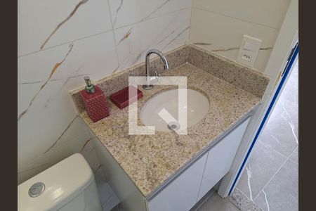 Banheiro de kitnet/studio para alugar com 1 quarto, 26m² em Tucuruvi, São Paulo