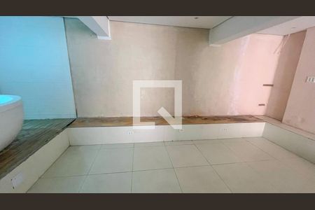 Área privativa de casa à venda com 3 quartos, 198m² em Novo Glória, Belo Horizonte