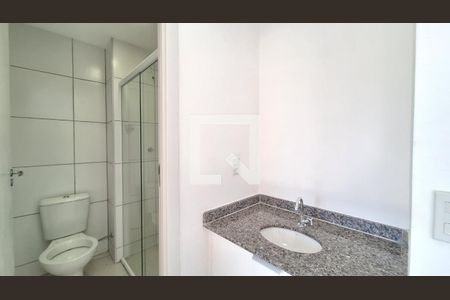 Banheiro de apartamento para alugar com 2 quartos, 35m² em Várzea da Barra Funda, São Paulo