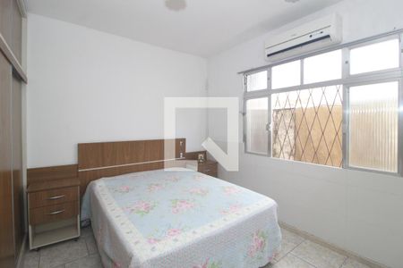 Suite de casa à venda com 4 quartos, 300m² em Vila Joao Pessoa, Porto Alegre