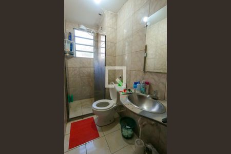 Banheiro de apartamento para alugar com 3 quartos, 62m² em Betim Industrial, Betim