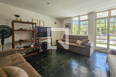 Sala de apartamento para alugar com 4 quartos, 350m² em Jardim Acapulco, Guarujá